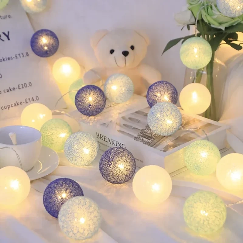 Snoerverlichting met katoenen bolletjes – tien kleursets, vijf lengtes