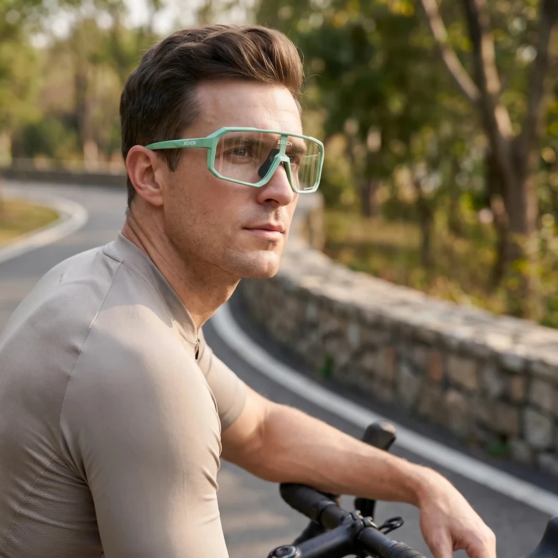 Fietsbril – glas dat meekleurt met het licht, ruim zicht, 28 gram