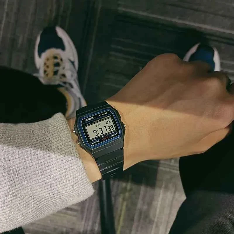 Orologio Casio F91W Retro impermeabile - Elegante, semplice, piccolo, quadrato, con display LCD, elettronico