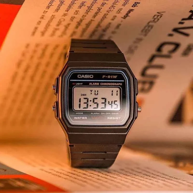 Orologio Casio F91W Retro impermeabile - Elegante, semplice, piccolo, quadrato, con display LCD, elettronico
