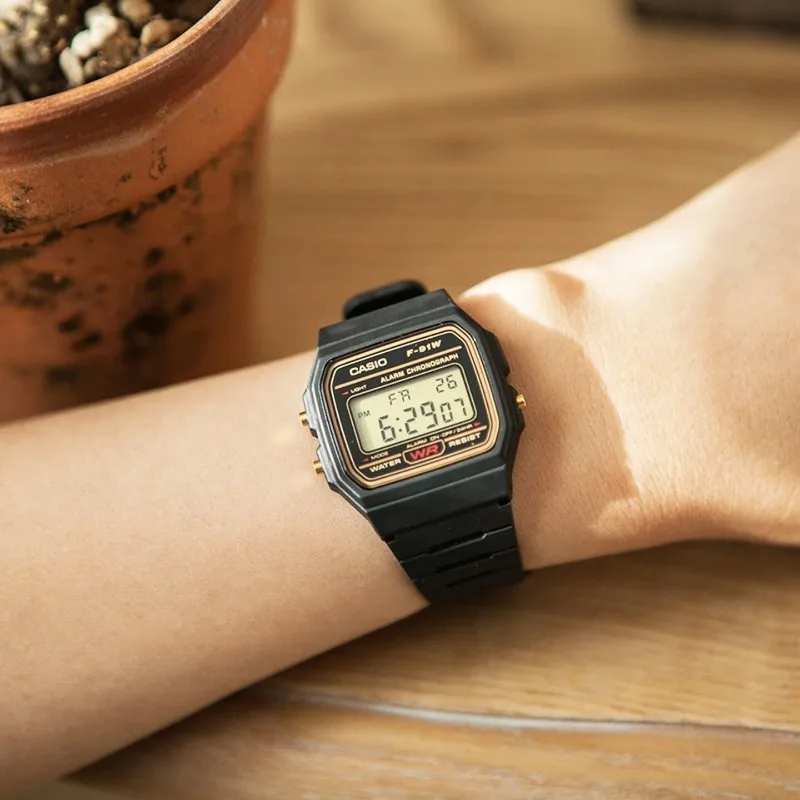 Orologio Casio F91W Retro impermeabile - Elegante, semplice, piccolo, quadrato, con display LCD, elettronico