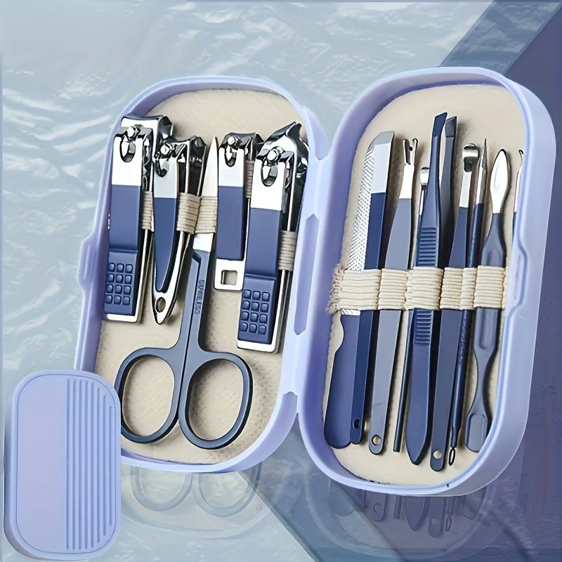 Un set di 14 strumenti per manicure e pedicure in acciaio inossidabile, con tagliaunghie dal design moderno con bordo concavo e altri strumenti per la cura delle unghie, completo di una pratica scatola per riporli - un kit unisex per la cura delle unghie inodore.