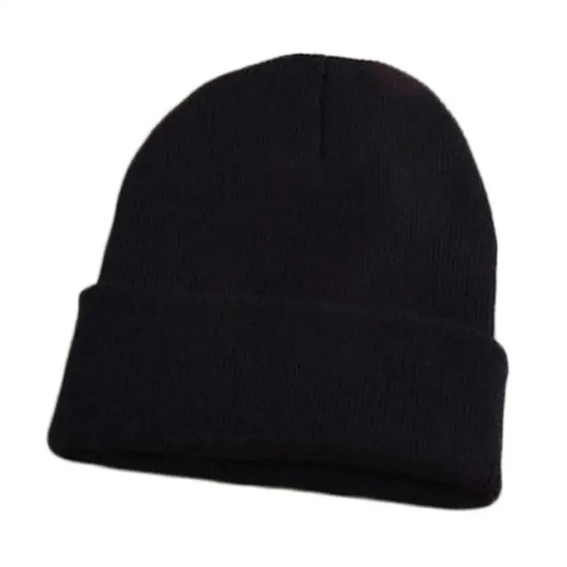 Comodo cappello invernale da donna in maglia per il massimo calore e stile.