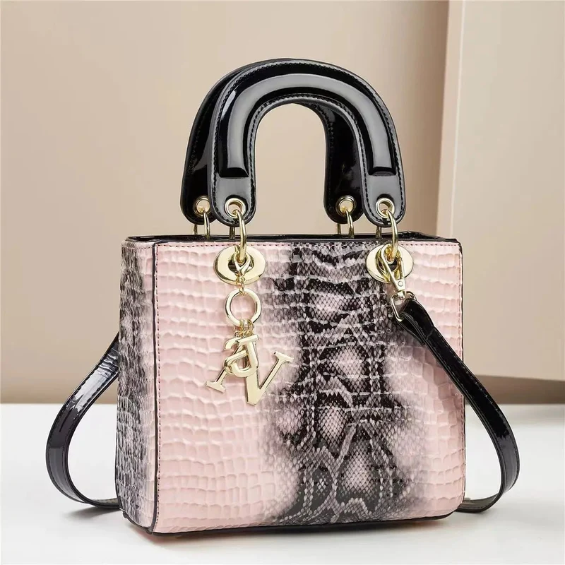 Borsa a tracolla in pelle lucida da donna - Borsa a tracolla di lusso firmata