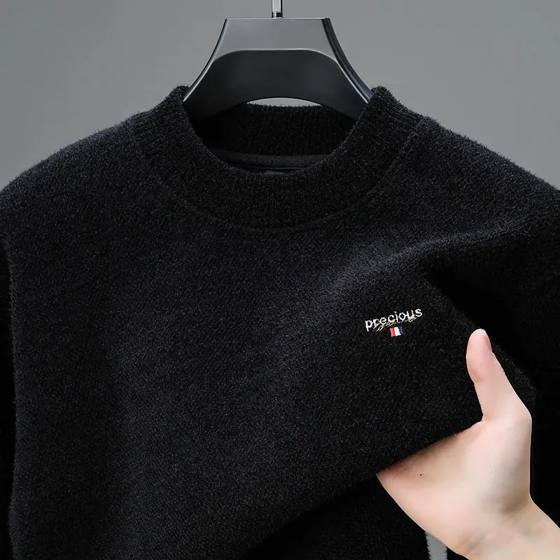 Valorizza il tuo stile con il pullover invernale di lusso da uomo: massimo comfort e calore.