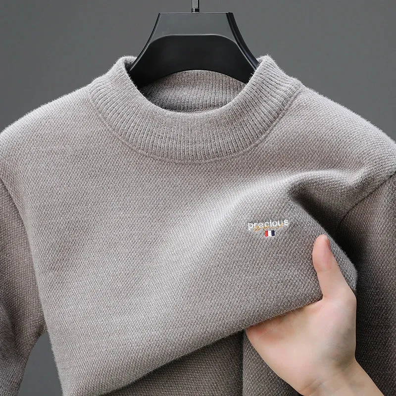 Valorizza il tuo stile con il pullover invernale di lusso da uomo: massimo comfort e calore.