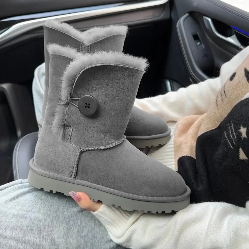 Stivali da neve invernali da donna: comodi, eleganti, confortevoli e resistenti.
