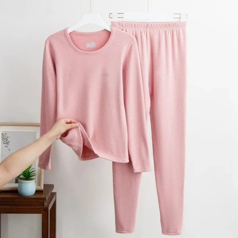 Intimo termico in cashmere e seta: il massimo comfort per uomo e donna.
