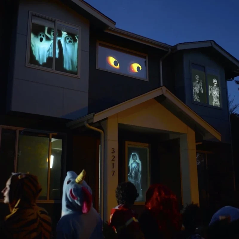 Halloweenprojector – Tien projectievideo's met statief en audio-aansluiting