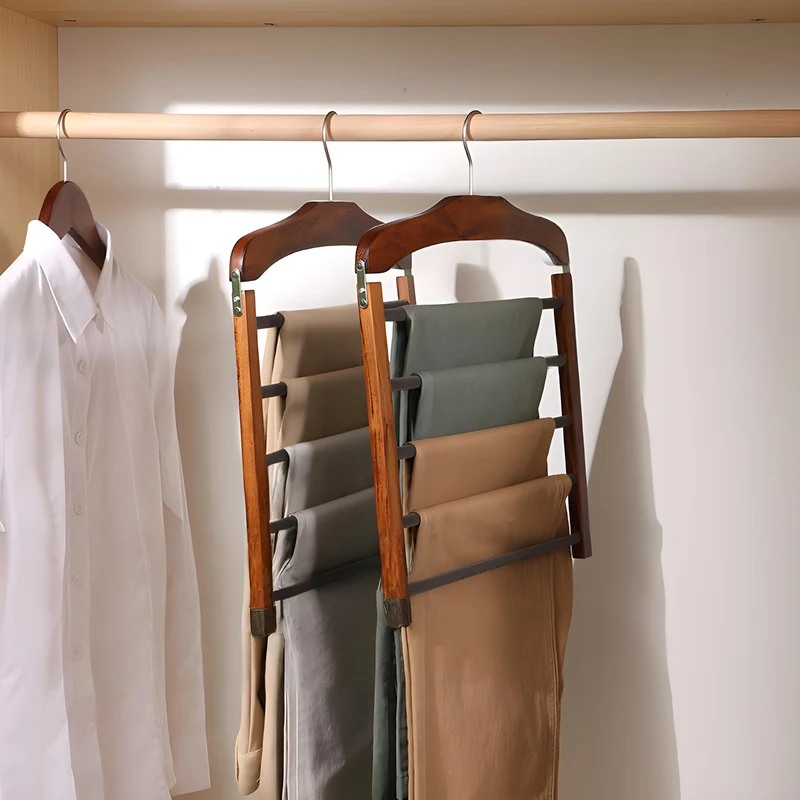 Houten kledinghangers – Brede schouders van massief hout met stalen haak