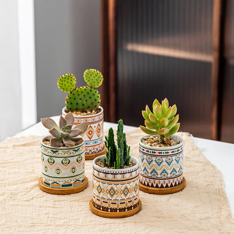Set 4 Pezzi Vasi In Ceramica Con Decorazioni Fiori Piante Grasse Il Grupponeil