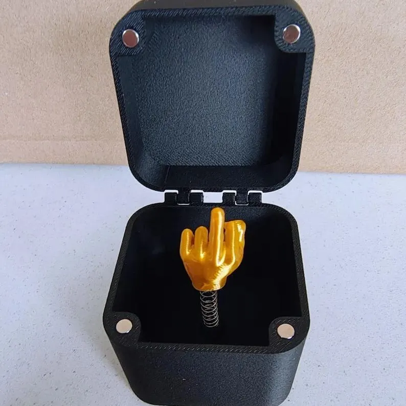 Grappig Cadeaudoosje – Magnetische Verrassing & Compact Design