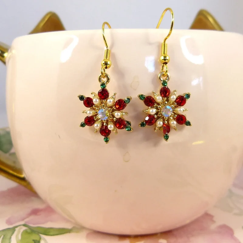 Noellea Sneeuwvlok & Kerstboom Oorbellen – Strass & Parel Design, Lichtgewicht & Feestelijk voor de Feestdagen