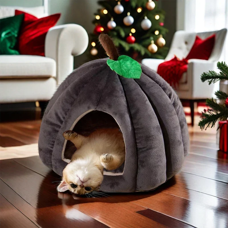 Kattenhuis in 3D Pompoenvorm – Warm, Antislip en Comfortabel voor Katten en Kleine Honden