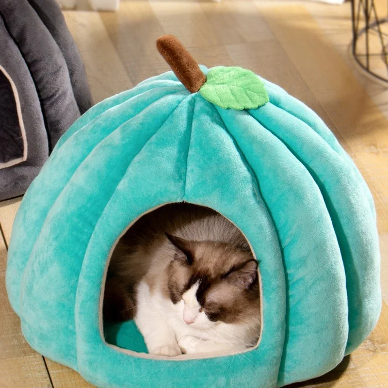 Kattenhuis in 3D Pompoenvorm – Warm, Antislip en Comfortabel voor Katten en Kleine Honden