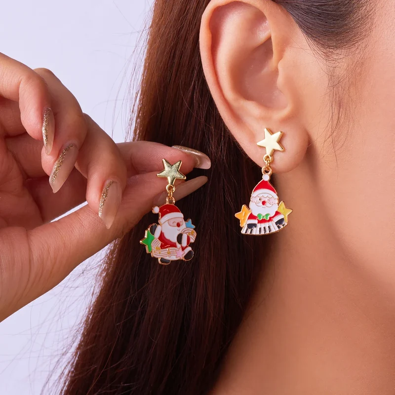 Frosty Charm Kerst Oorbellen – Asymmetrisch Ontwerp met Sneeuwman & Rode Strik, Lichtgewicht Feestaccessoire