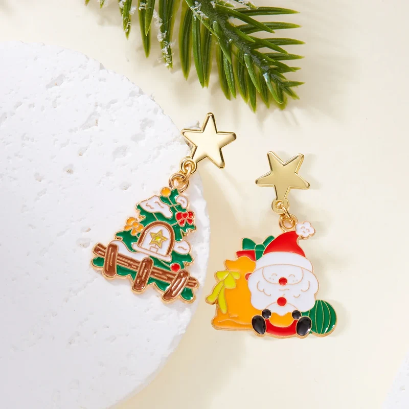 Frosty Charm Kerst Oorbellen – Asymmetrisch Ontwerp met Sneeuwman & Rode Strik, Lichtgewicht Feestaccessoire