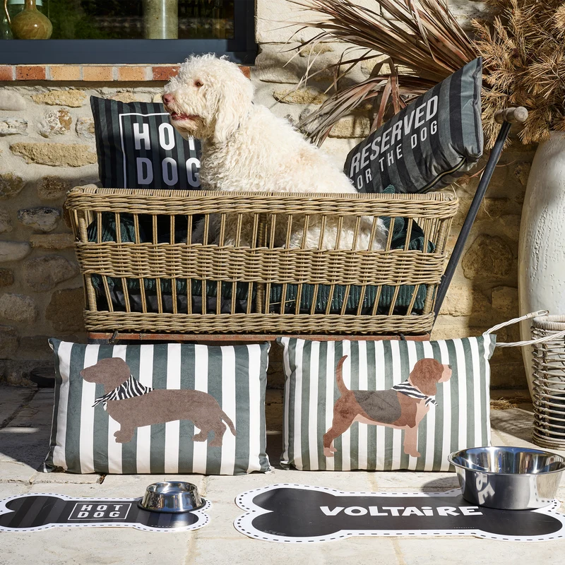 Tappetino per ciotola in vinile personalizzabile Dog L