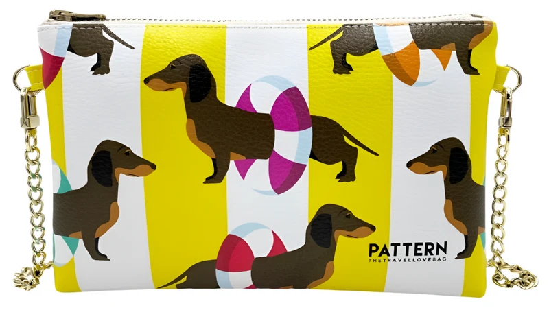 Borsa con tracolla a cantenella "MISS WEEKEND" - Pattern The Travel Love Bag