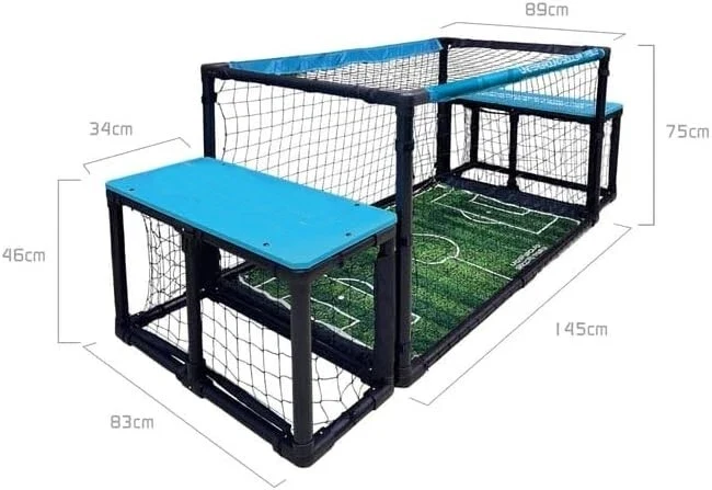 Campo Calcio "underground" con porte, panche e palla