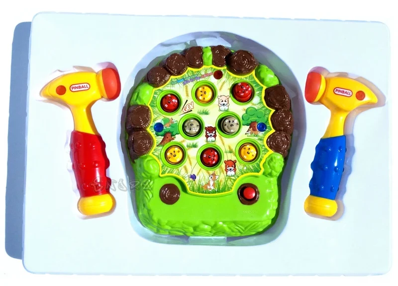 Con Suoni e Musica 1 x Gioco della Talpa 2 x Martello I bambini adorano colpire queste