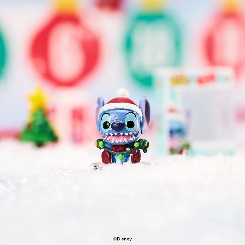 Funko Bitty Pop! Countdown Calendar: Stitch Holiday - Lilo And Stitch- Calendario Dell'avvento - 24 Giorni di Sorprese - Mini Figura in Vinile da Colleziones - Mystery Box - Idea Regalo