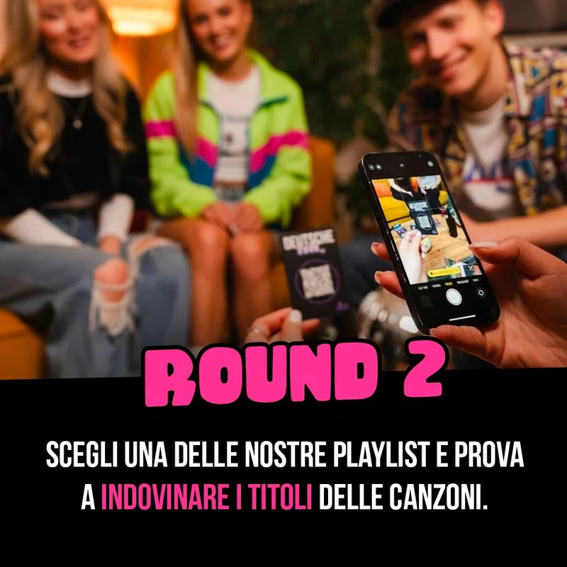 ATM Gaming PLAY HIT - Gioco da Tavolo Musicale - Blind Test, Karaoke e Quiz per Feste - 2 a 10 Giocatori - Divertente, Dinamico e a Squadre - Perfetto per Serate, Famiglie e Amici - Italiano
