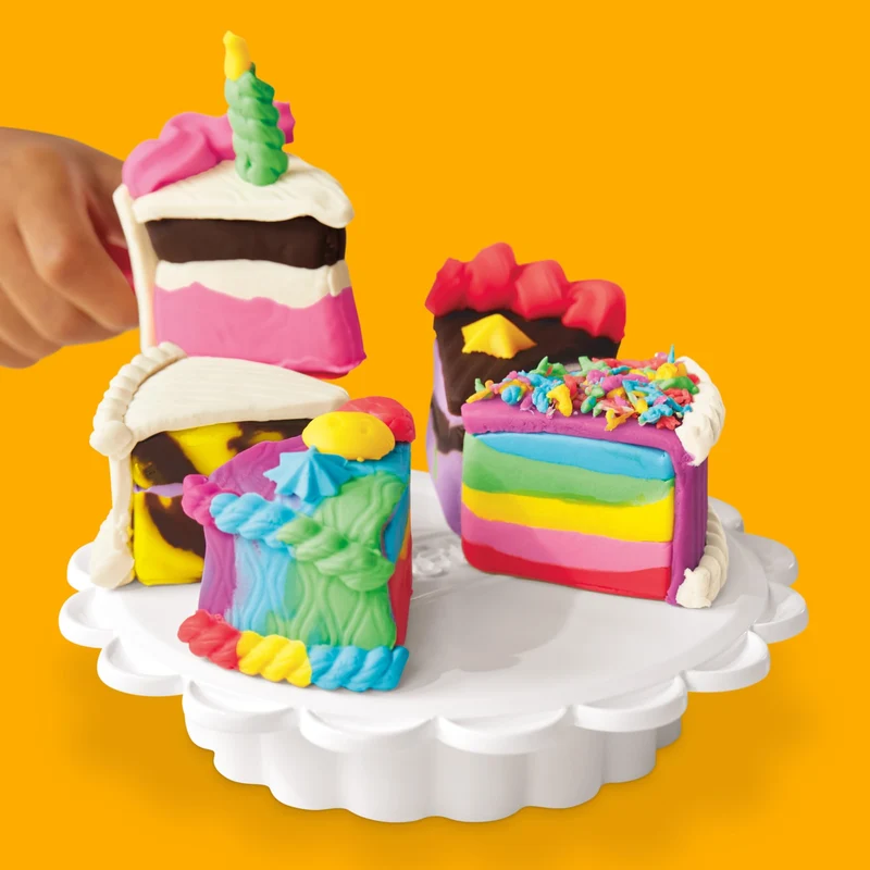 Hasbro Play-Doh, Playset Super Fetta di Torta, Arti e Mestieri Creativi per Bambini e Bambine dai 3 Anni in Su, Include 11 Vasetti di Pasta Modellabile e Accessori