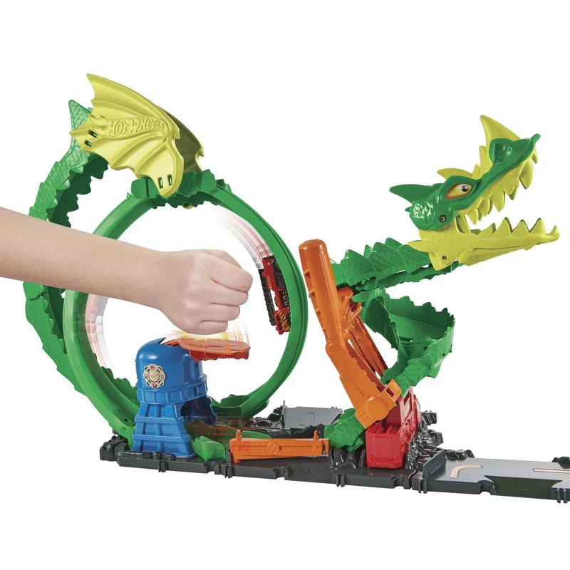Hot Wheels City - Dragone di Fuoco, Set da Gioco con Stazione Vigili del Fuoco e Pista-Corpo del Drago da sconfiggere, 1 macchinina Inclusa, Giocattolo per Bambini, 5+ Anni, HJV70