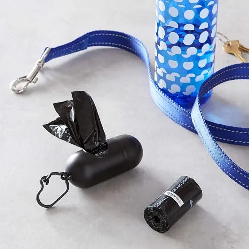 Amazon Basics - Sacchetti per bisogni dei cani, con dispenser e clip per guinzaglio, Senza profumazione, confezione da 900