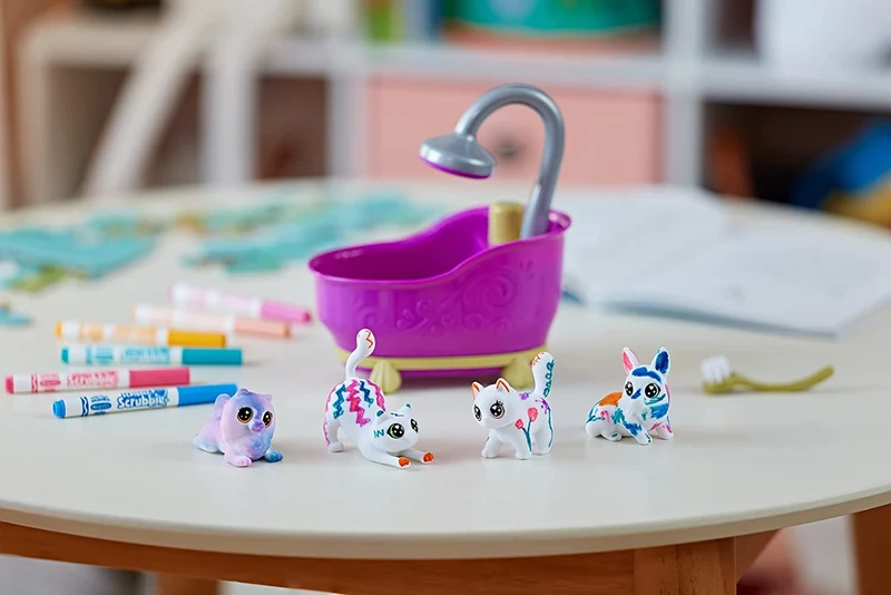 CRAYOLA Washimals Pets - Set Attività Colora Lava Ricolora con Cuccioli con Vasca da Bagno Funzionante, Cagnolini e Gattini, Ideale da Regalare, Età Consigliata: da 3 Anni