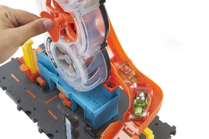 Hot Wheels City Pneumatici Super velocità, Playset Rampa per Macchinine tra Ruote in Autofficina, Include 1 Macchinina, Regalo Bambini 4-8 Anni, Hdp02, Multicolore, ‎17.46 x 34.93 x 40 cm