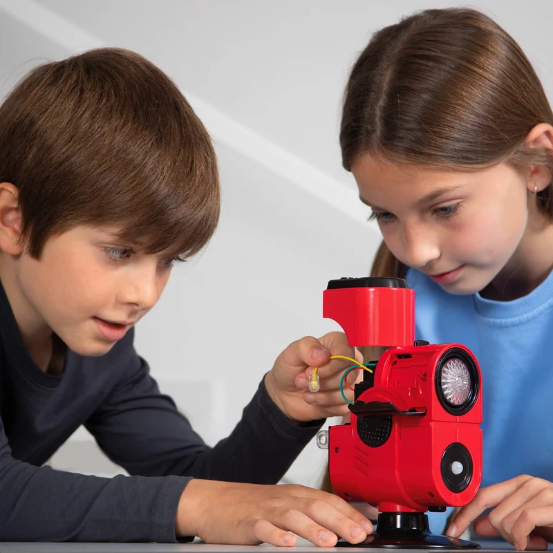 Play Fun BY IMC Toys Camera Escape | Divertente Gioco di Agenti Segreti, scollega la videocamera Prima Che Ti rilevi - Divertente Gioco per Bambini dai 6 Anni