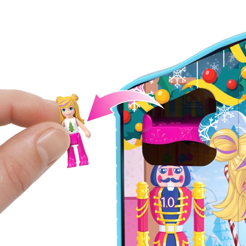 Polly Pocket - Calendario dell'Avvento, playset casa di pan di zenzero con 2 bambole e 24 accessori a sorpresa a tema festività inclusi, giocattolo per bambini, 4+ anni, HWP33