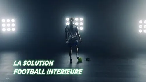 Giochi Preziosi SoccerBot - Pallone da Calcio Smart e Bot Interattivo, 3 Velocità, Giochi in Casa, Pallone per Bambini e Ragazzi, Allenamento Calcio, Gioco per Bambini dai 4 Anni