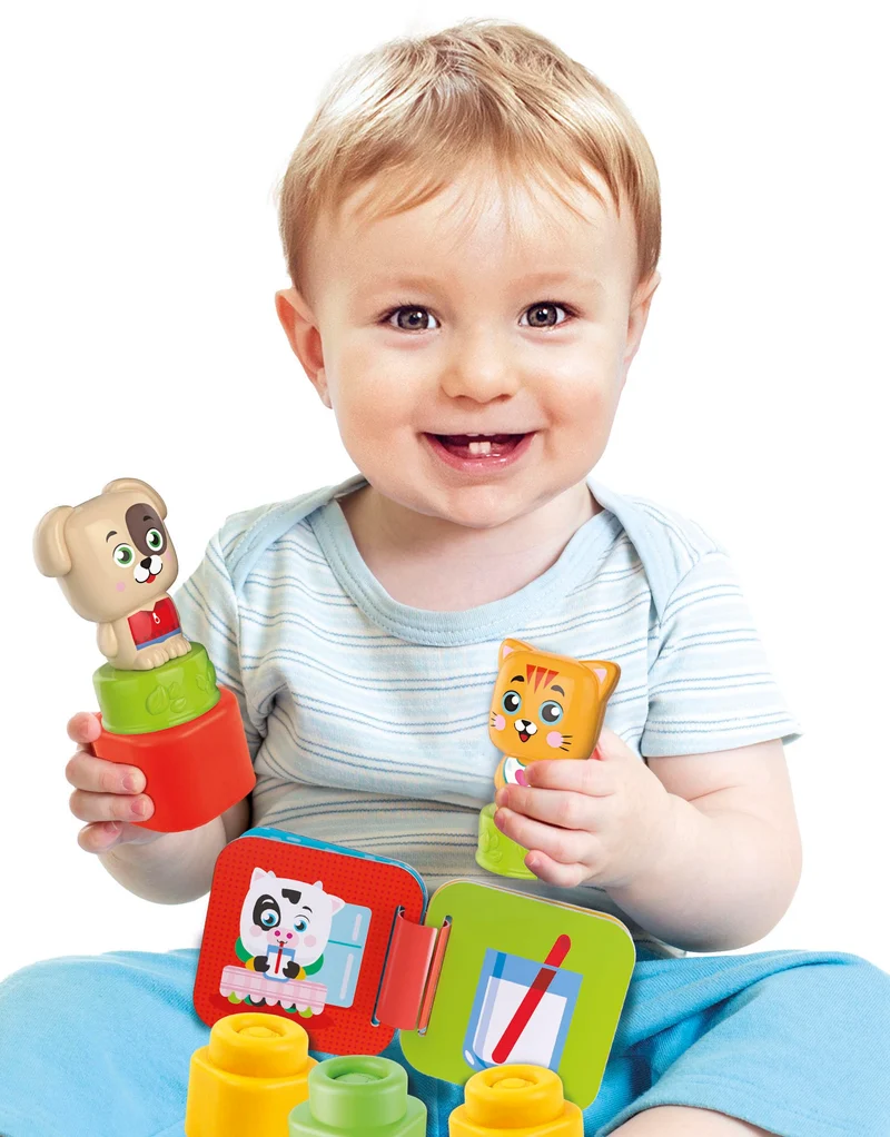 Clementoni Soft Clemmy - Sweet Animals, Play Set Bambini 6-36 Mesi, con 6 Mattoncini per Costruzioni e 3 Personaggi, Gioco Prima Infanzia Made in Italy, per Stimolare i Sensi dei più Piccoli, 17849