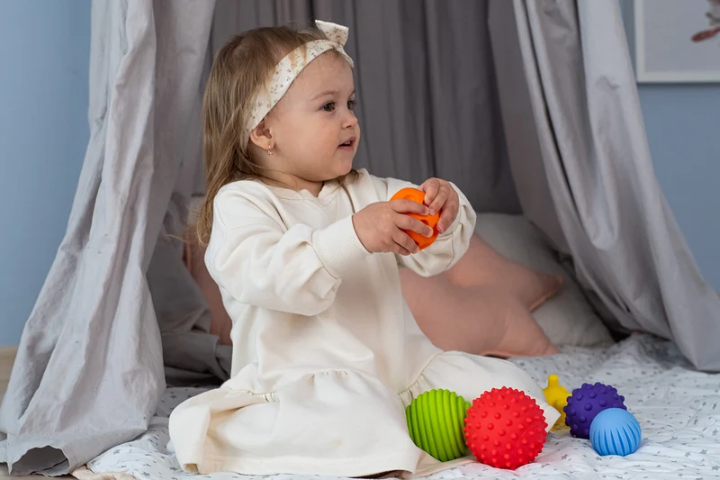 FANCY FancyBaby 6 palline sensoriali per neonati, Giochi educativi in aqua, Palla morbida, Idea regalo