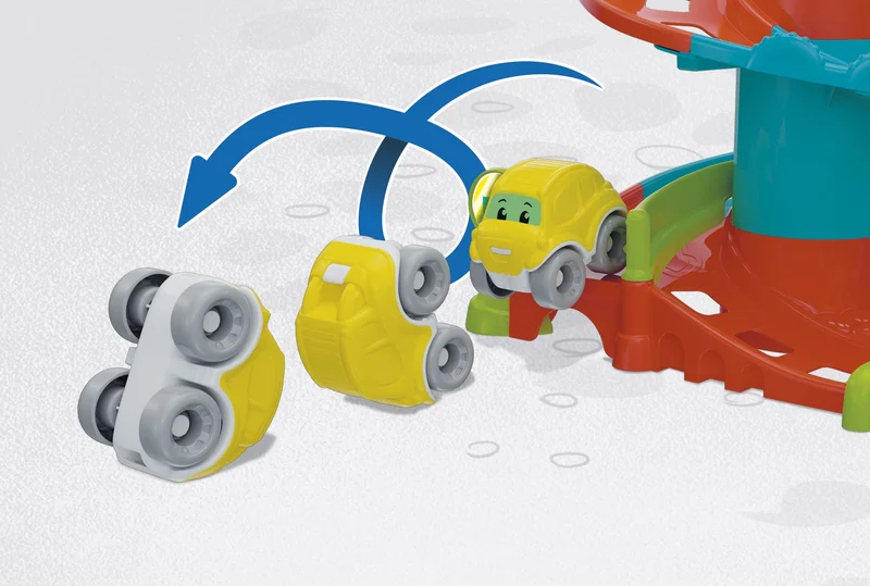 Baby Clementoni - Fun Garage Baby Track, Box e Pista Macchinine per Bambini 18+ Mesi, con 1 Macchinina, Gioco Prima Infanzia Made in Italy, Linea Play For Future, Stimola Manualità e Curiosità, 17404
