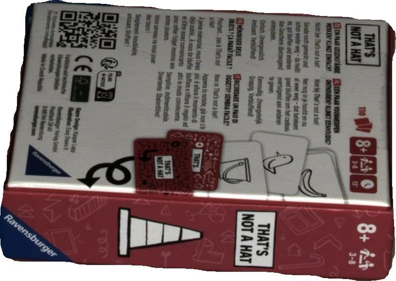 Ravensburger - That's Not a Hat!, Gioco di Carte per Tutta la Famiglia, 3-8 Giocatori, Idea Regalo per Adulti e Bambini 8+ Anni, Edizione in Italiano