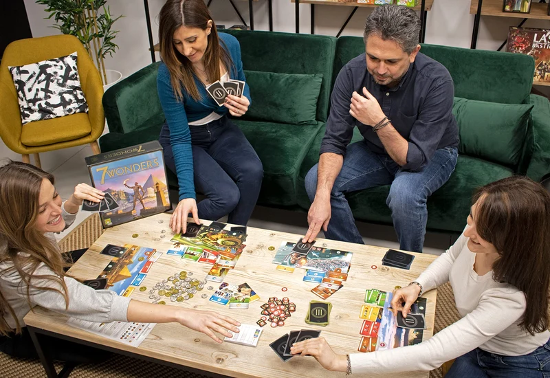 Asmodee: 7 Wonders, Gioco da Tavolo, 3-7 Giocatori, 10+ Anni, Edizione In Italiano