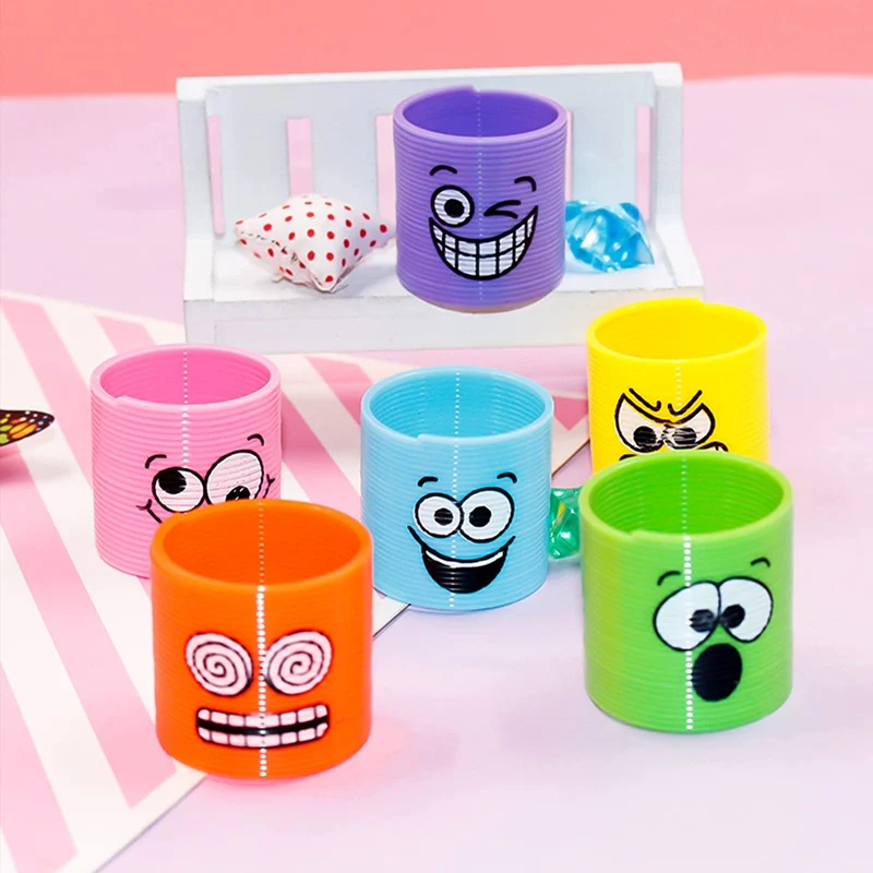 MOOING 36Pezzi Mini Smiley Spring,Molle Giocattolo per Bambini,Mini Molle Magiche,Rainbow Spirali Regalo,Giocattoli a Molla Arcobaleno per Festa Riempitivi Diverti,Verde,6 colori in totale（31*19*3.8）