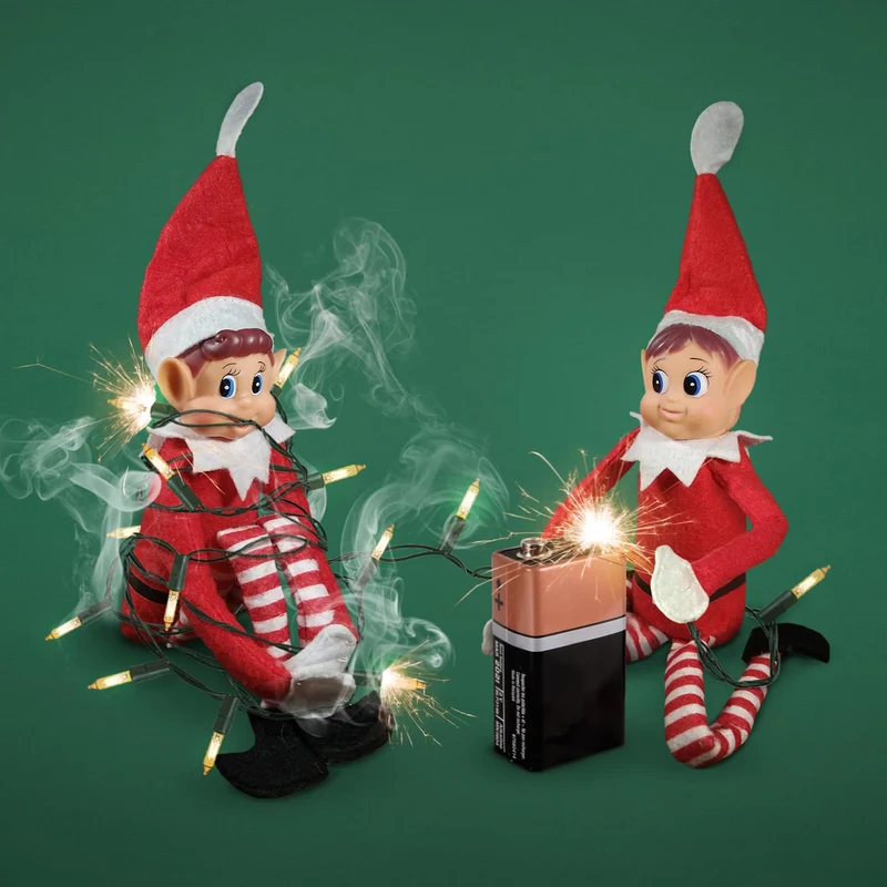 Toyland® Elves Behavin Badly - Set di 2-12 pollici Elfo Ragazza e Elfo Ragazzo Peluche con Gambe Lunghe, Corpo Morbido e Testa in Vinile - Novità Giocattoli Natalizi