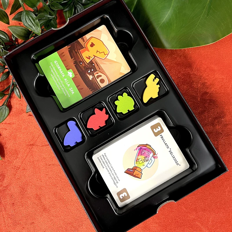 Asmodee - Happy Little Dinosaurs, Gioco da Tavolo, 2-4 Giocatori, 8+ Anni, Edizione In Italiano