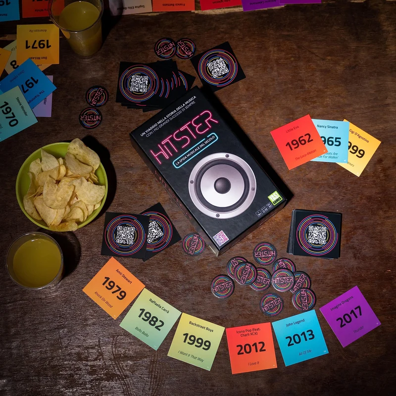 Rocco Giocattoli Hitster - Yas Games - L’Unico In Italiano | Il Party Games Musicale
