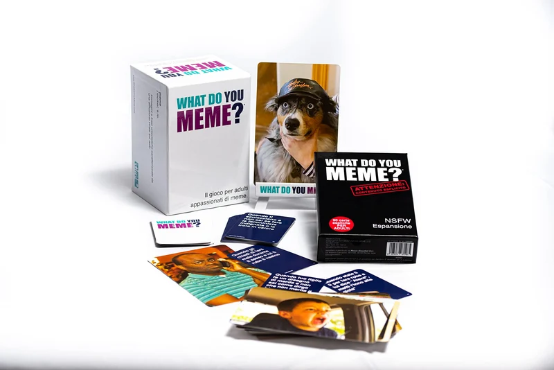 Rocco Giocattoli Espansione What Do You Meme? NSFW - Yas Games - L’Unico In Italiano, Da 18 anni in su
