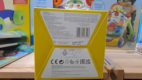 Chicco Cubo Incastra e Martella 2 in 1, Gioco Educativo per Bambini 10 Mesi - 3 Anni, con 4 Forme Geometriche, 2 Sfere e Martello Giocattolo, Multiattività