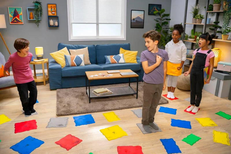 Goliath The Floor is Lava!, Giochi da Tavolo dai 5 Anni in Su, Gioco Interattivo per Bambini e Adulti, Promuove L'Attività Fisica e Accende l' Immaginazione