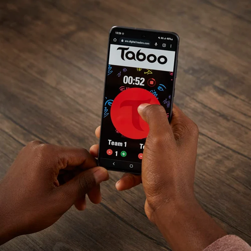 Hasbro Taboo classico, gioco di società con parole da indovinare per adulti e adolescenti, gioco da tavolo per 4 o più giocatori dai 13 anni in su