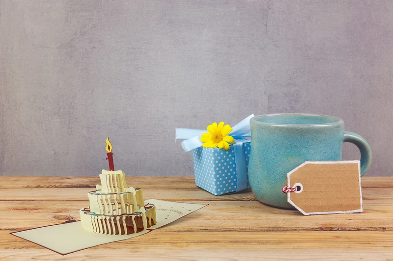 Biglietto auguri 3d, invito per feste pop up con torta tridimensionale a comparsa, perfetto come buono regalo o portasoldi, carta auguri compleanno o anniversario con busta inclusa