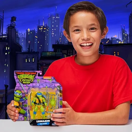 GIOCHI PREZIOSI - TARTARUGHE NINJA 2023 CAOS MUTANTE–LEONARDO IN VERSIONE ACTION FIGURE ARTICOLATA–DIMENSIONE 12CM–DETTAGLIATA E CON REALATIVA ARMA DA COMBATTIMENTO–PER BAMBINI A PARTIRE DAI 4 ANNI